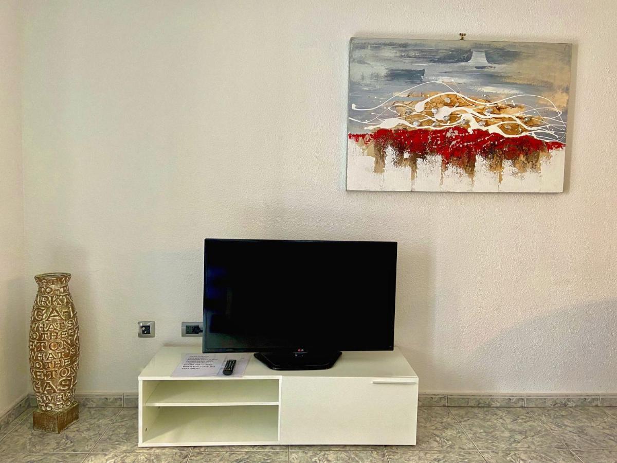 Victoria Court Modern 1 Bed Apartment ลอส กริสเตียนอส ภายนอก รูปภาพ