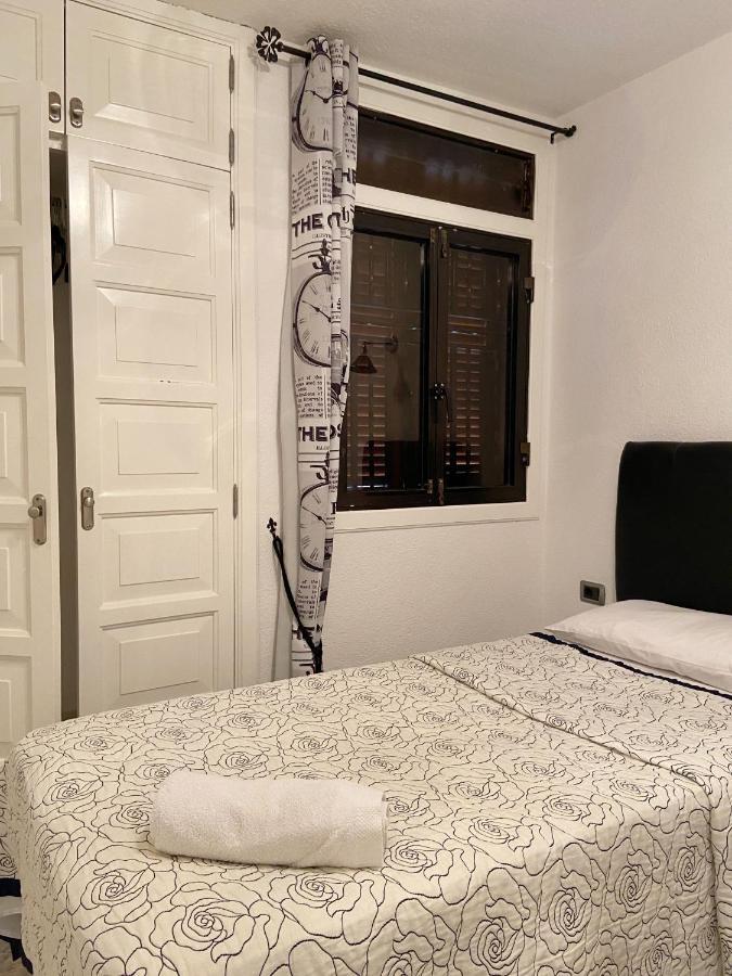 Victoria Court Modern 1 Bed Apartment ลอส กริสเตียนอส ภายนอก รูปภาพ